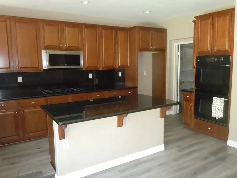 35570 Desert Rose Way — Photo 8