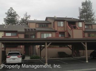 230 Hackamore Ln, Fremont, CA 94539