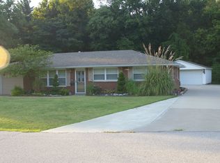 3300 Mission Rd, Alton, IL 62002