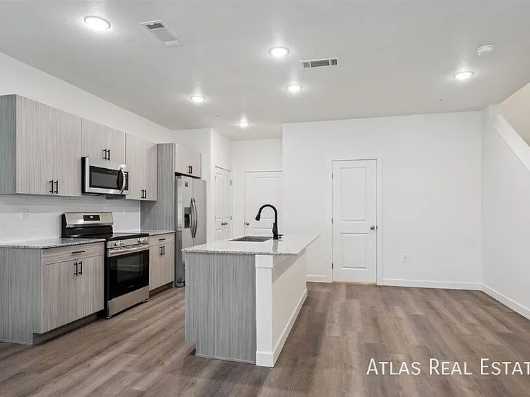 The Villas at Ridgeline Vista — Photo 134