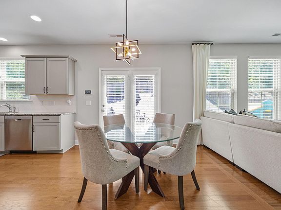 5th image of 2620 Teermark Ln