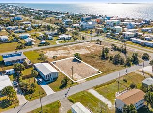 204 4th St, Mexico Beach, FL 32456