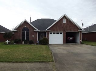 505 Lexington Dr, Port Neches, TX 77651