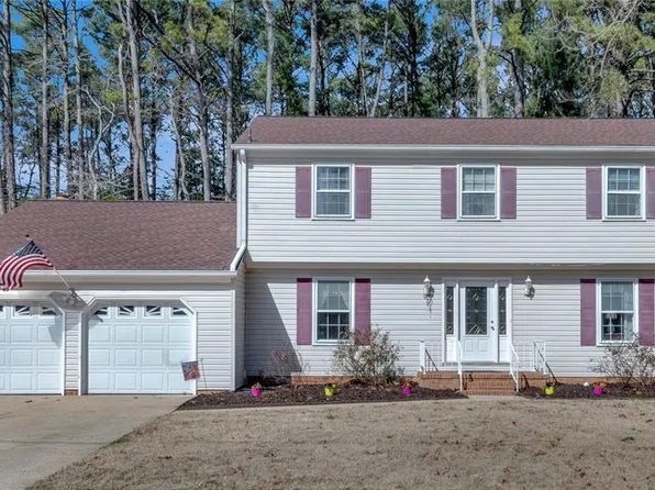 3 Sir Ralph Lane, Poquoson, VA 23662