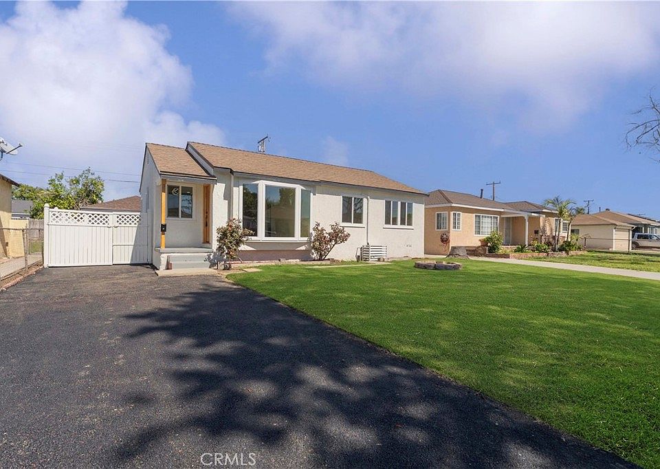 1st image of 10913 Farndon St