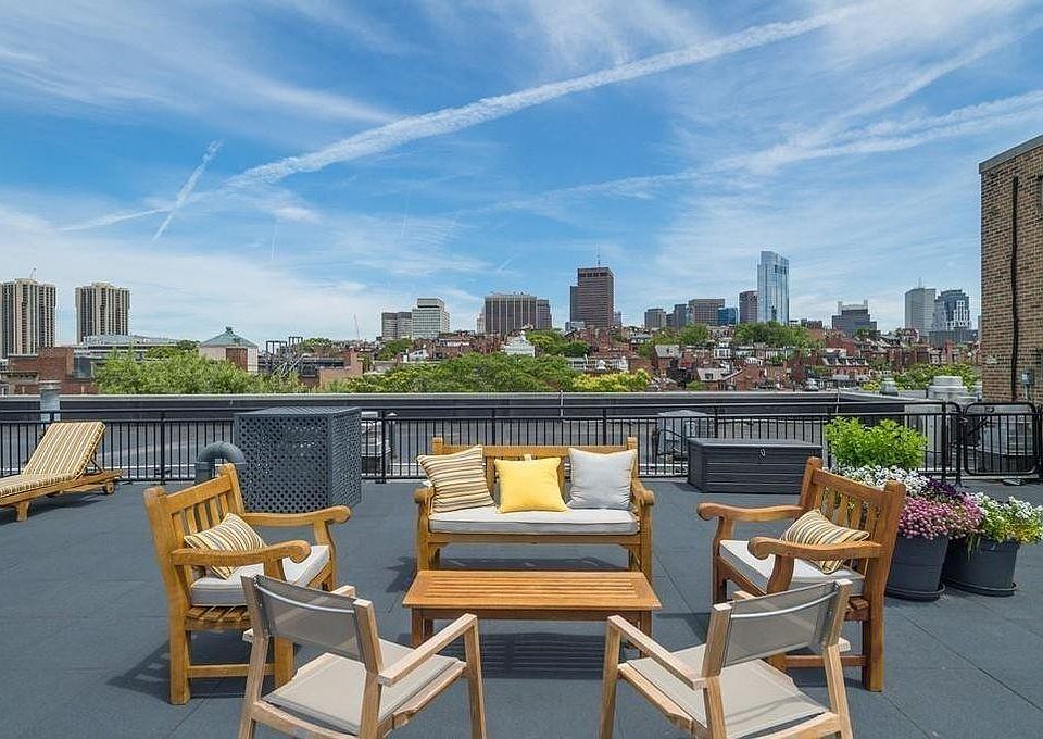 Shared roof deck