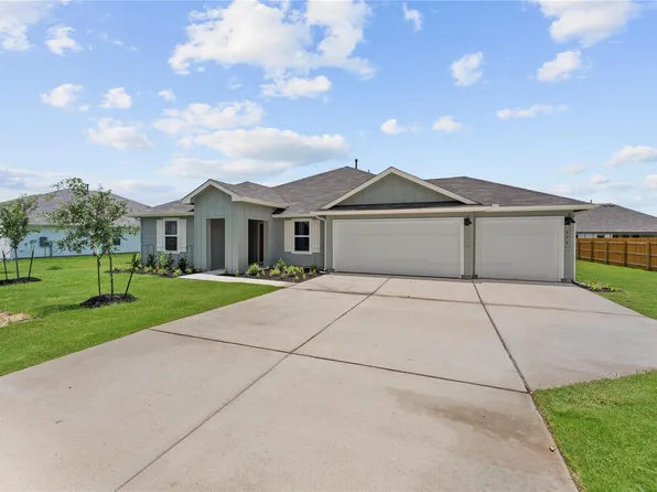 375 Elkins Prairie Dr, Lockhart, TX 78644