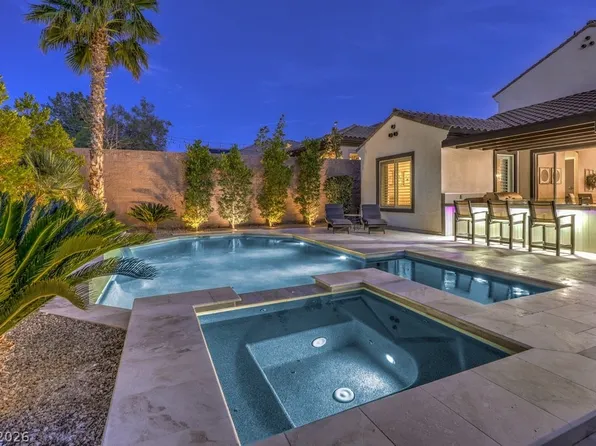 2440 Chateau Napoleon Dr, Henderson, NV 89044