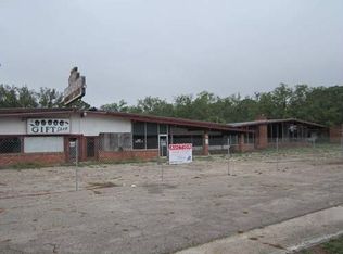 52 Coastal Hwy, Panacea, FL 32346