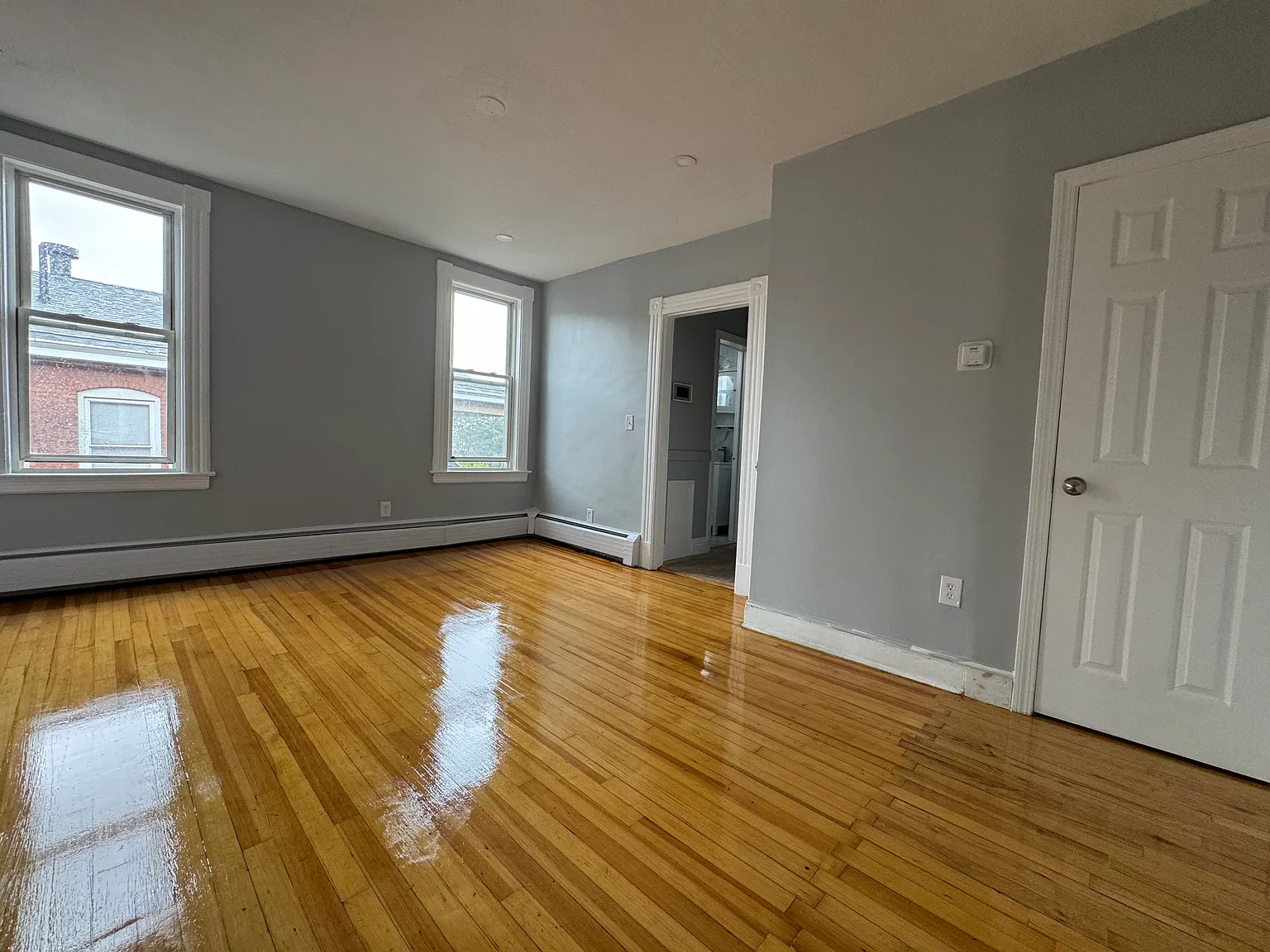 2 bed, 800 sqft, $1,645 — Photo 2
