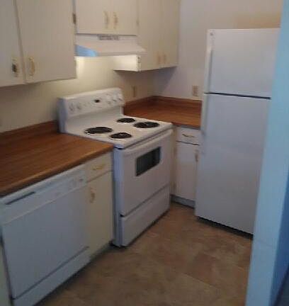 4th image of 850 Woodgate Dr #215