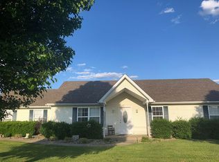 81 E Donna Reed Blvd, Cecilia, KY 42724