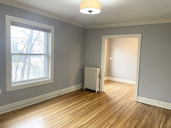 2nd image of 2338 Marshall Ave #5588029