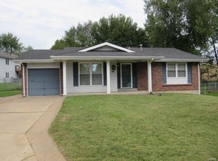 46 Southwinds Dr, Saint Peters, MO 63376
