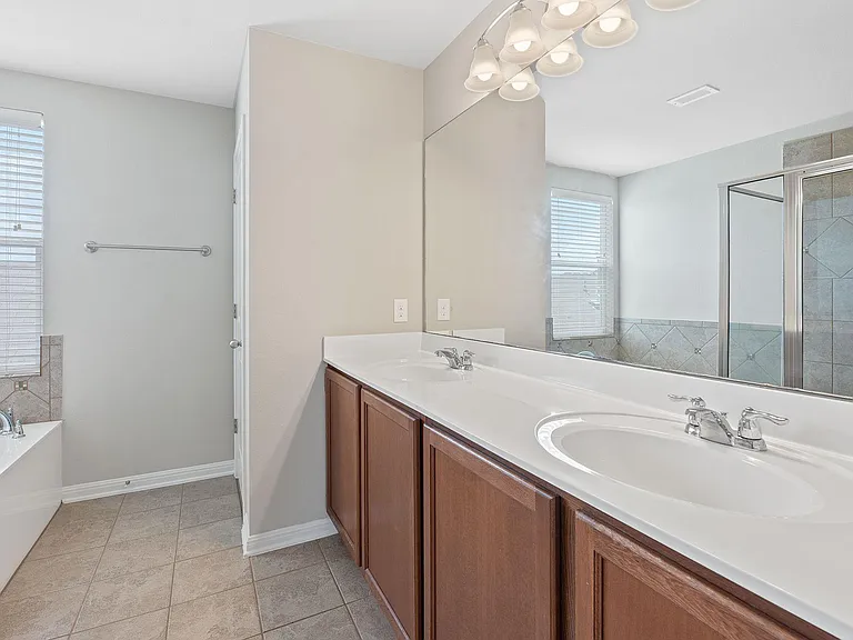 216 Greene — Photo 12