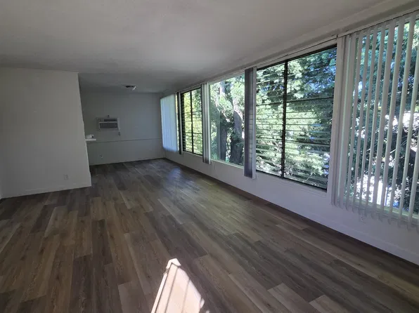 4919 Cahuenga Blvd, North Hollywood, CA 91601