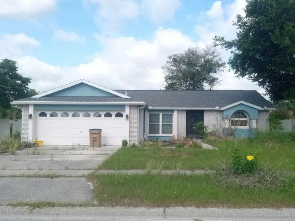2205 Pink Grapefruit Trl, Clermont, FL 34714