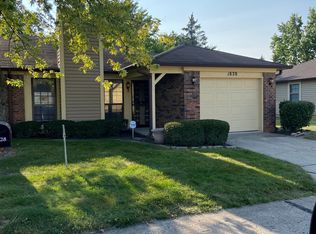 1828 Queensbridge Cir, Indianapolis, IN 46219