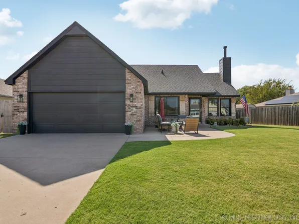 8708 N 124th East Ave, Owasso, OK 74055
