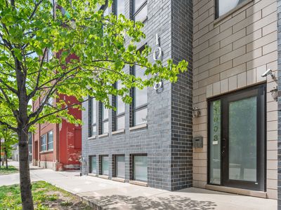 1008 N Larrabee St #2S, Chicago, IL, 60610