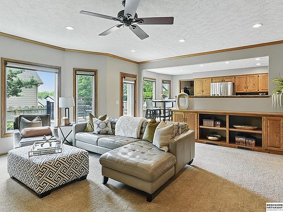3rd image of 2468 N 148th St