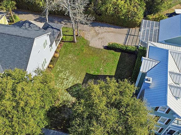 4th image of 1603 James Island Ave.