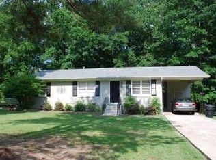 2405 Hammonds Dr, Opelika, AL 36801