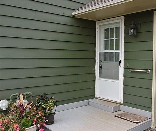 3rd image of 8161 Kellogg St