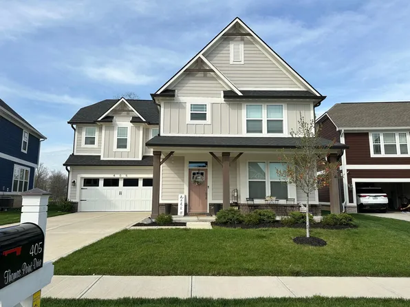 405 Thomas Point Dr, Fortville, IN 46040
