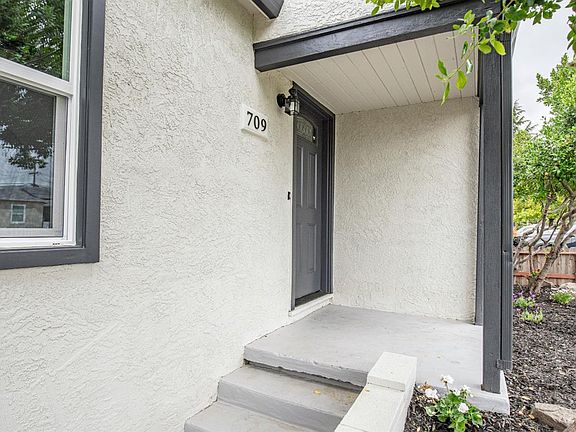 5th image of 709 Humboldt Street