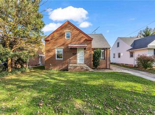 241 E 284th St, Willowick, OH