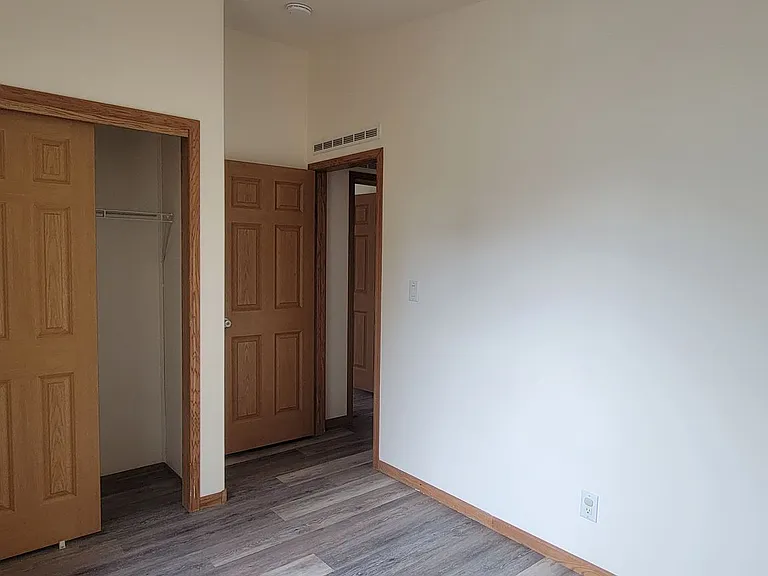 1323 Natalie St — Photo 18