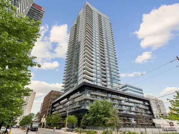 30 Roehampton Ave W, Toronto, ON