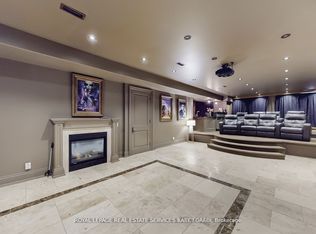 1 B Carluke Cres, Toronto, ON M2L 2H7