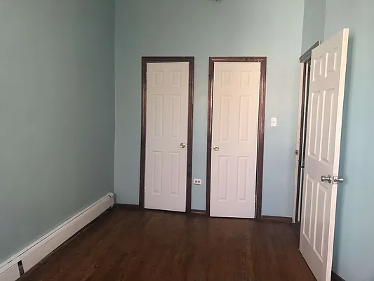 Rented by Compass | media 21