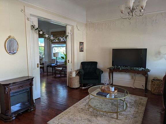 4th image of 1320 19th St APT C
