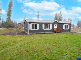 124 Santiam St, Gates, OR 97346