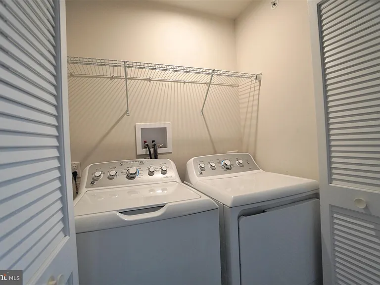 125 Dragon Dr — Photo 33