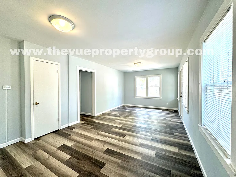 59 S 18th St — Photo 4