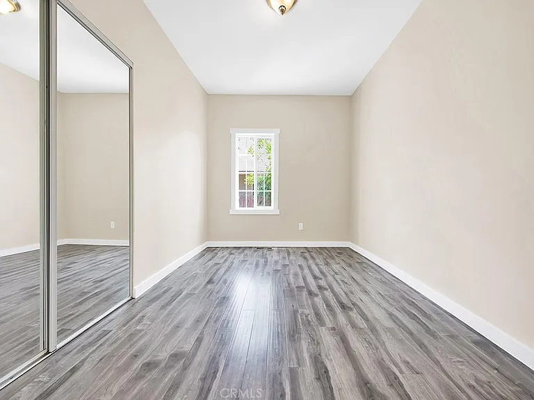 131 E Avenue 45 — Photo 9