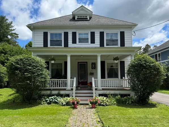 107 Pioneer St, Cooperstown, NY 13326