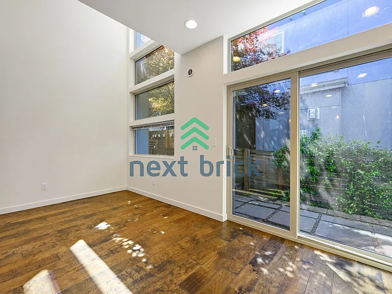 2119 E Terrace St — Photo 6