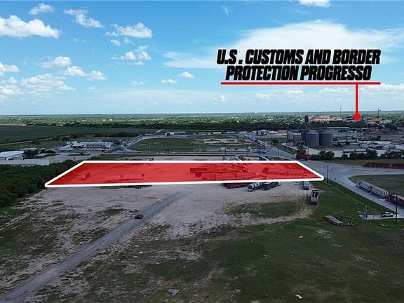 5th image of E Tejano Dr