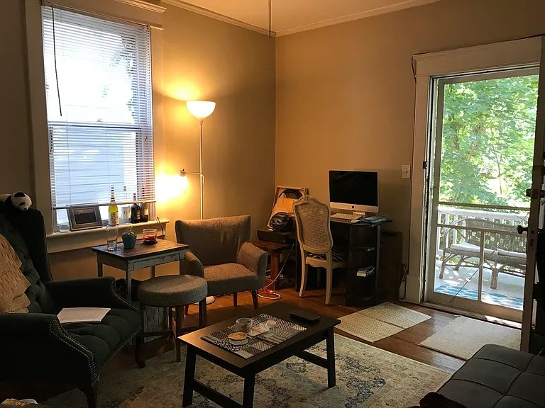 411 Altamont St #1 — Photo 4