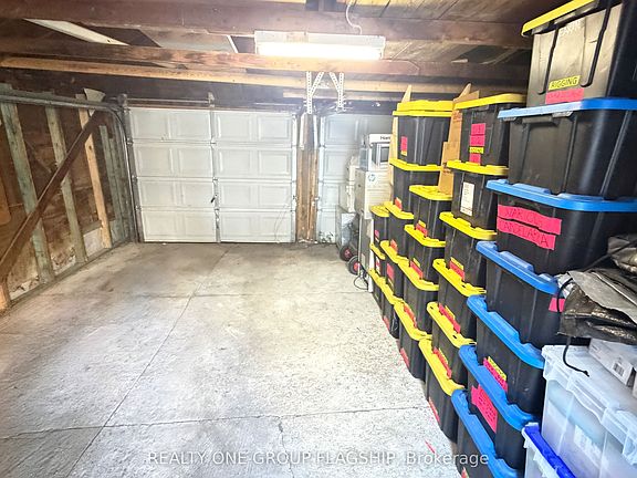 5th image of 567 Rogers Rd