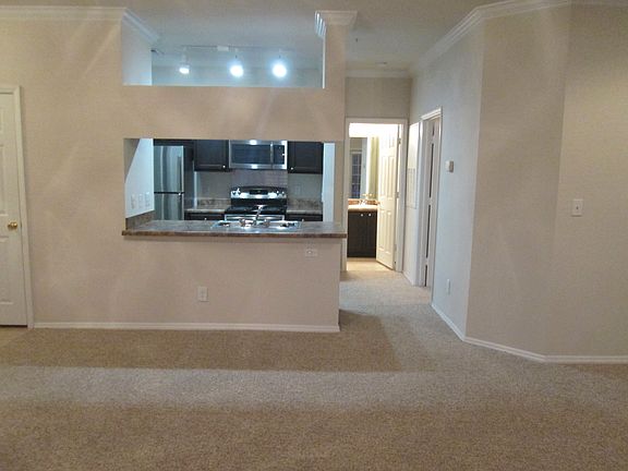 4th image of 6765 Poppy Hills Ln APT 424