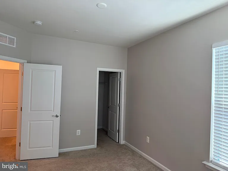 221 Narrowleaf Way — Photo 56