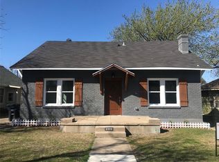 2906 8th Ave, Fort Worth, TX 76110