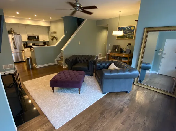 3725 N Sheffield Ave, Chicago, IL 60613