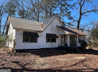31 Parker Rd, Auburn, GA 30011